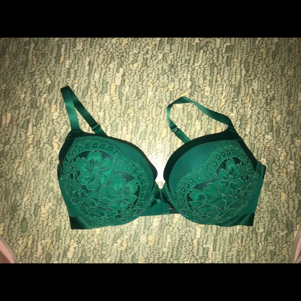 Emerald bra - Victoria Secret - 38 DD